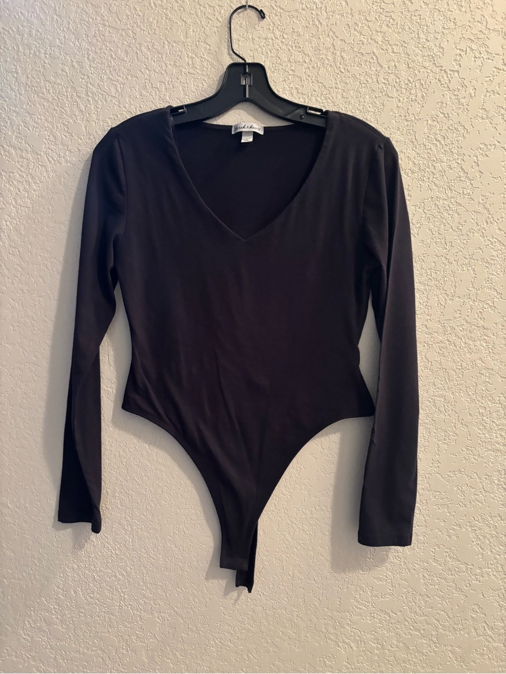 Derek Heart Body Suit size M with 2 snaps and has plastic shoulder hanger straps - Picture 1 of 7